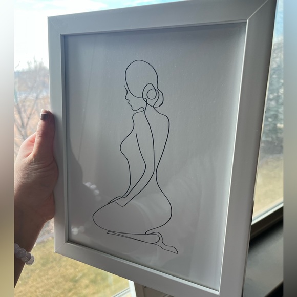 Women’s silhouette photo line art prints. 8.5” X 10.5” White Modern Contemporary - Picture 6 of 7